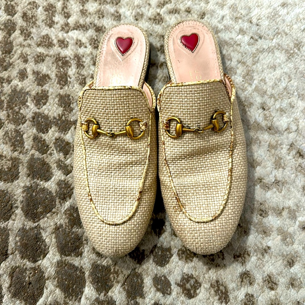 Gucci Princetown Raffia Mule